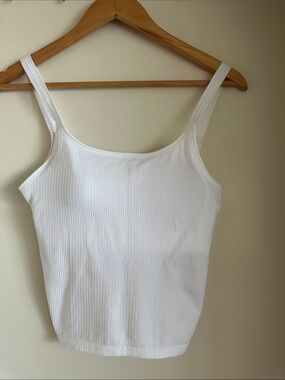 Ebb to Street Scoop-Neck Cropped Tank